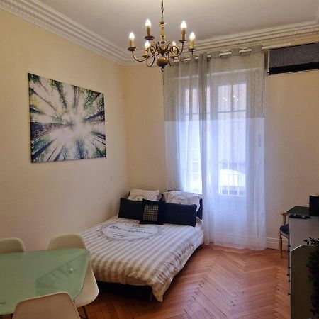 Rivoli Seaside Apartment Nisa Exterior foto